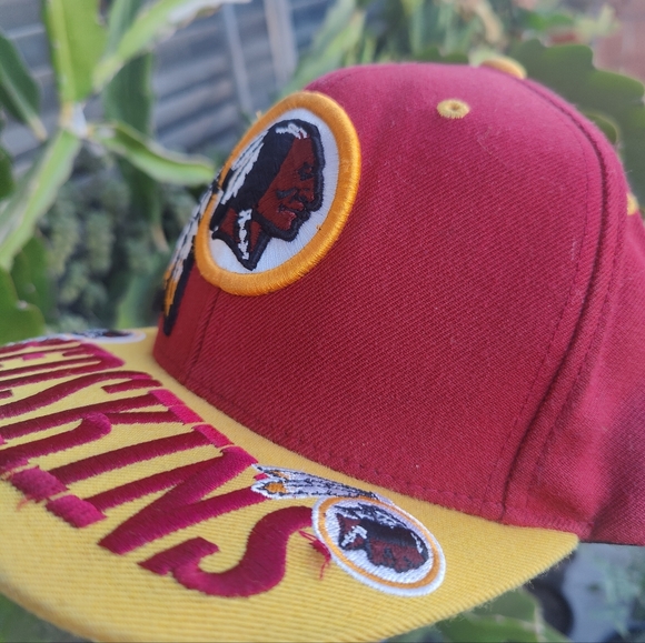 Vintage collector Washington Redskins SnapBack embroidery hat in good condition - Picture 9 of 9